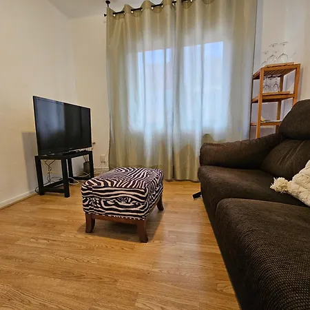 635a Acogedor En شقة اوفيدو